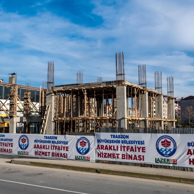 Trabzon'da iki ilçede itfaiye binası inşası sürüyor
