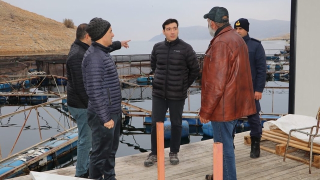 Keban Kaymakamı Atalık'tan alabalık üretim tesisini ziyaret