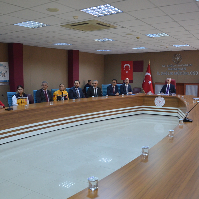 Karaman'da "Fermuar sistemi ile yaşama yol ver" kampanyası tanıtıldı