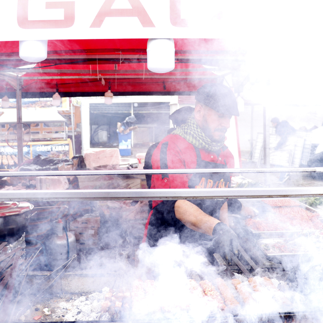 Kocaeli'deki lezzet buluşmalarında 141 metrelik "Adana döneri" dağıtıldı