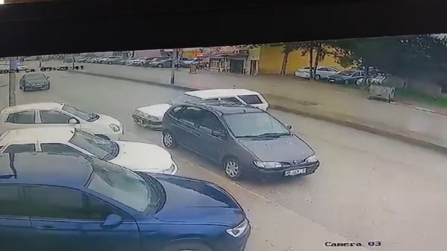 'Dur' ihtarına uymayan sürücü kaçarken kaza yaptı