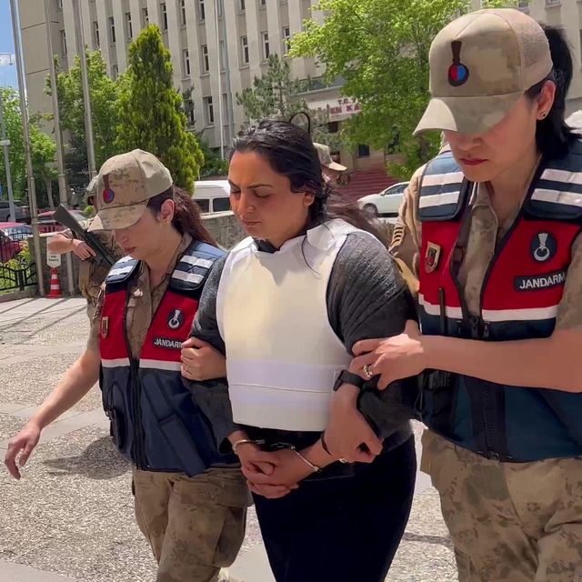 Kürekli koca cinayetinde 2 sanığa indirimli hapis cezası