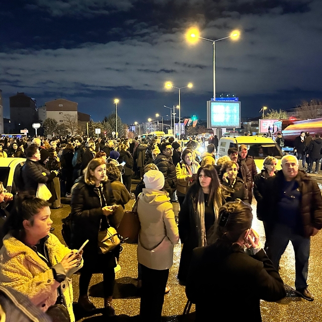 Batıkent metro istasyonunda yangın