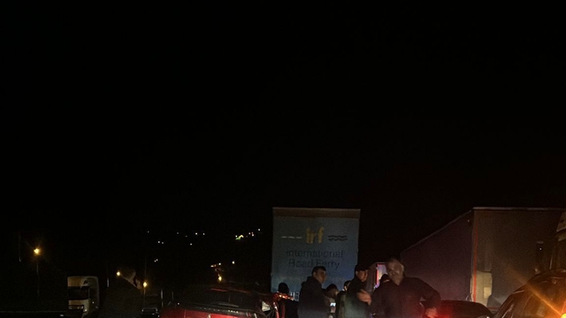 Otomobil TIR'a çarptı: 1 ölü, 1 yaralı