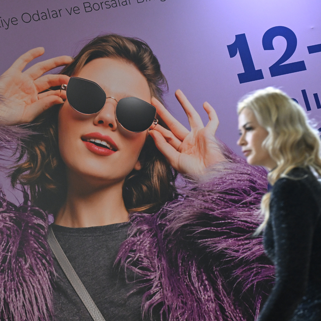 13. Deri ve Kürk Modası Fuarı Antalya'da başladı