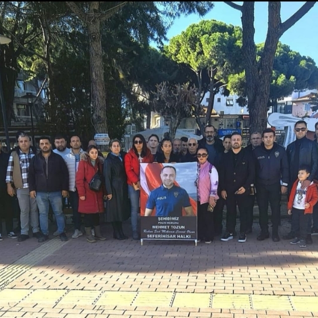 Seferihisar'da şehit polis memuru Mehmet Tozun için hayır yapıldı