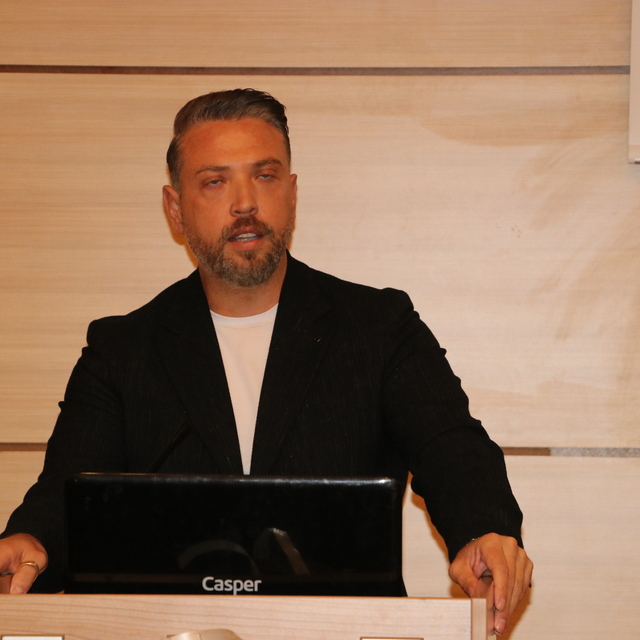 Tekirdağ'da "Osmanlı Okçuluğunda Menziller ve Menzilnameler" konferansı düz...