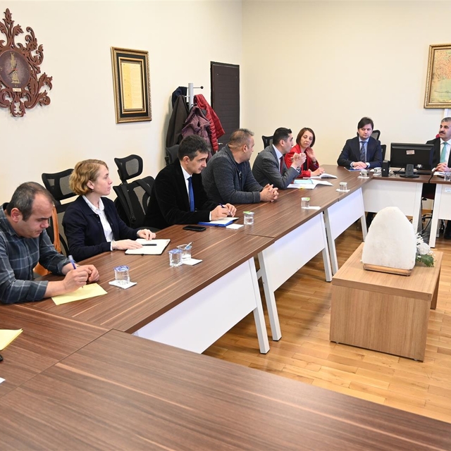 ÇAKÜ Rektörü Çiftçi, Şabanözü MYO akademisyenleriyle bir araya geldi