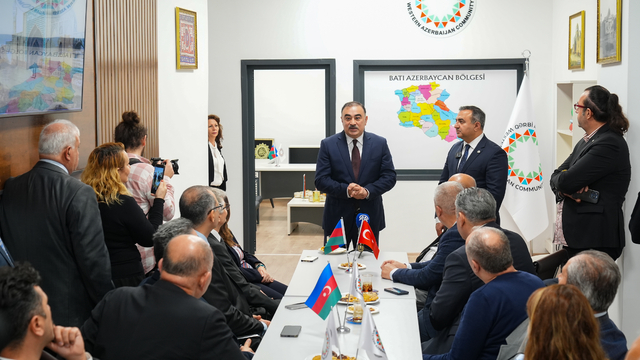 Batı Azerbaycan Topluluğu Türkiye Ofisi İzmir'de açıldı