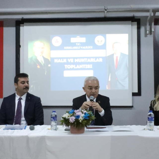 Kırklareli Valisi Turan, Pehlivanköy ilçesinde muhtarlar toplantısına katıl...