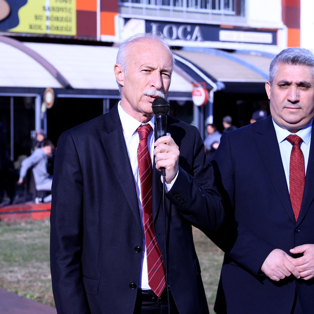 Trakya Üniversitesi logolu ürünlerinin satılacağı "Trakya Store" açıldı