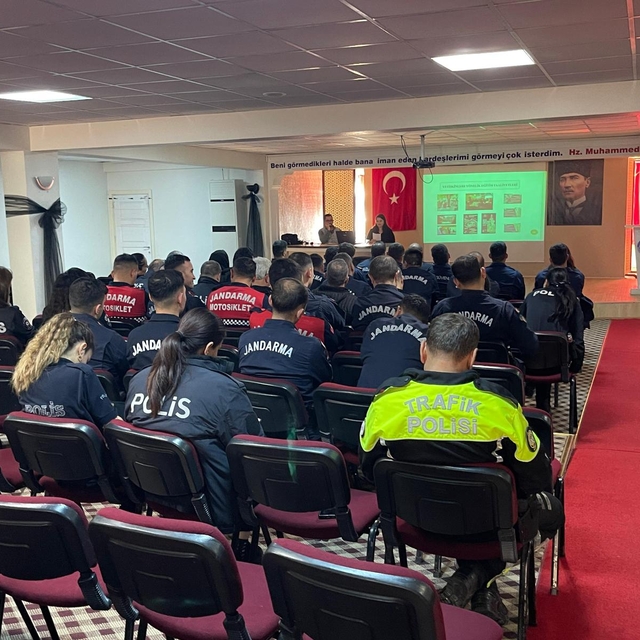 Bozyazı'da "Kültürel Mirası Koruma" semineri verildi