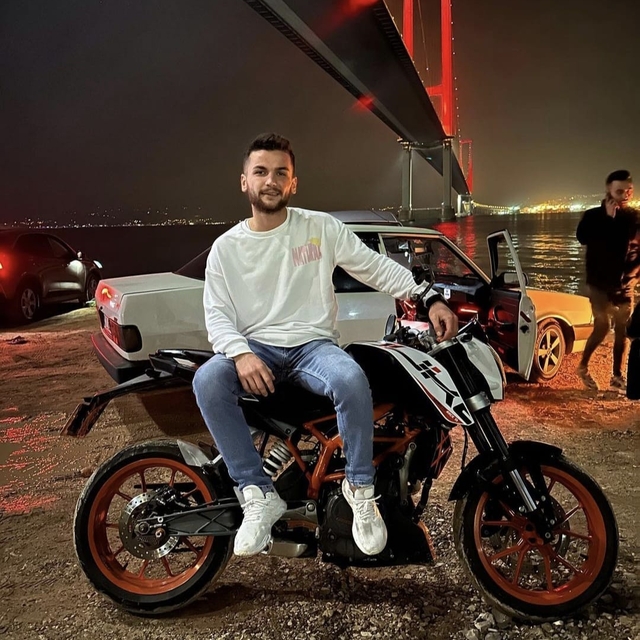 Polis memuru, ölümüne neden olduğu motosiklet sürücüsünün ailesinden af dil...