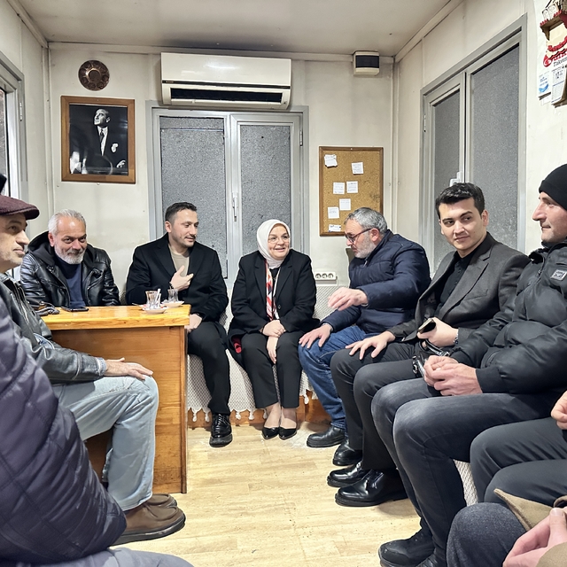 AK Parti'li Keşir, Düzce'de esnafı ziyaret etti