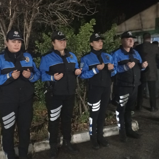 İzmir'de şehit polis memuru Mehmet Tozun için mevlit okutuldu