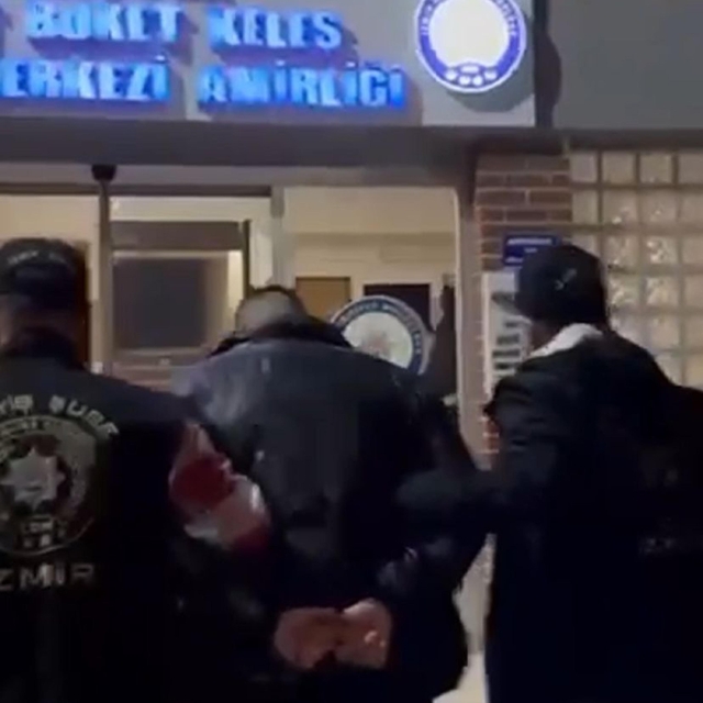 İzmir'de aranan 2 hükümlü yakalandı