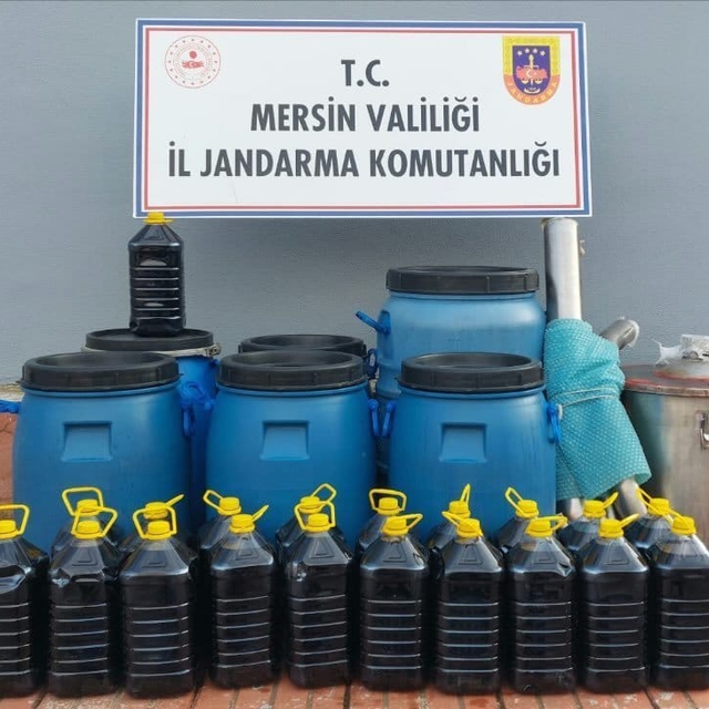 Mersin'de 420 litre sahte içki ele geçirildi