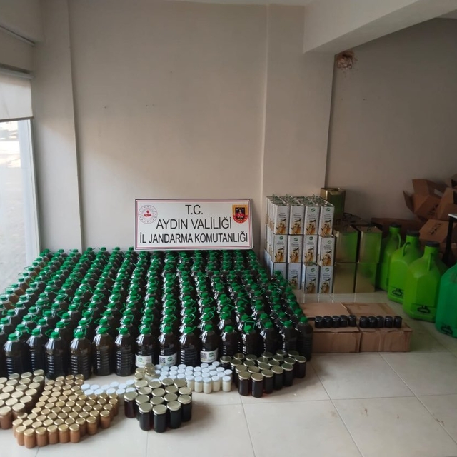 Aydın'da 2 bin 880 litre sahte zeytinyağı ele geçirildi