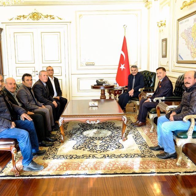 Yozgat Valisi Özkan, köy muhtarlarıyla bir araya geldi