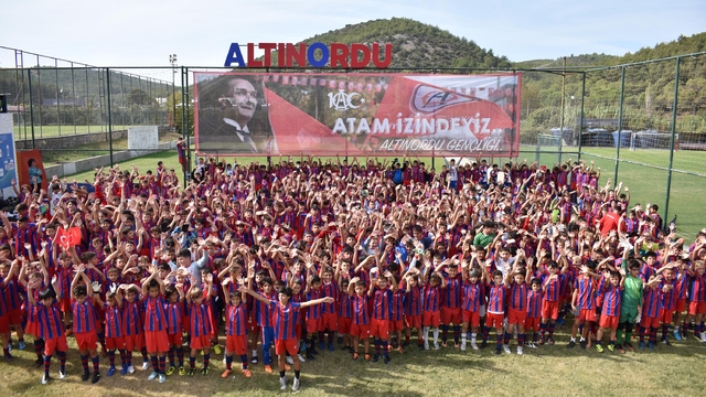 Altınordu'dan 101'inci yıla özel kutlama