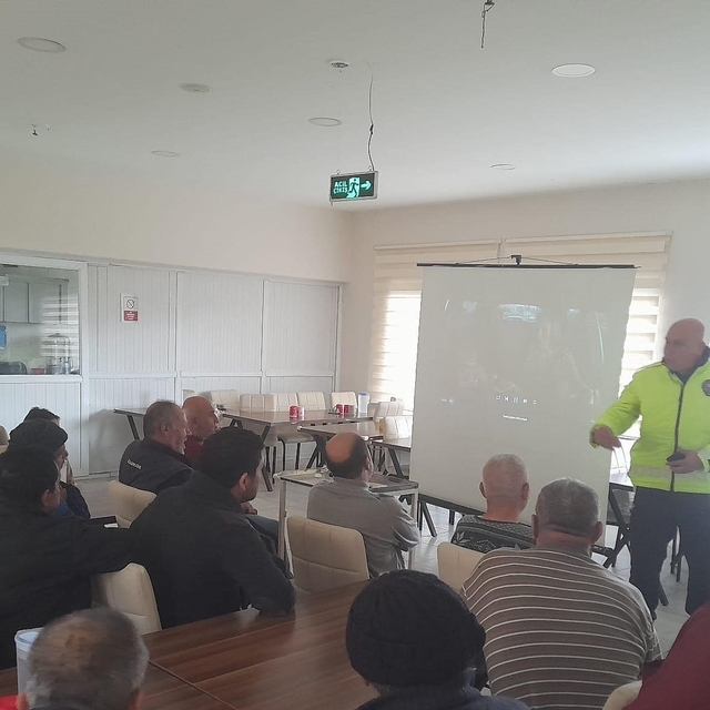 Almus'ta bakım merkezindeki hastalara trafik eğitimi verildi