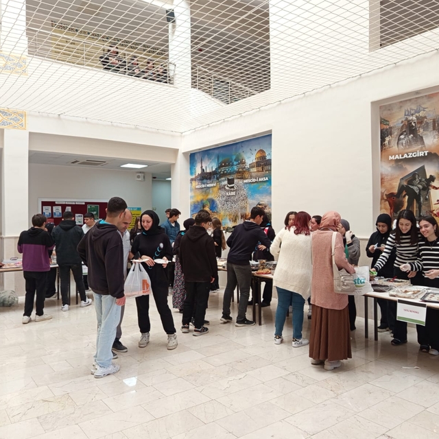 Anamur'da Gazze yararına kermes düzenlendi