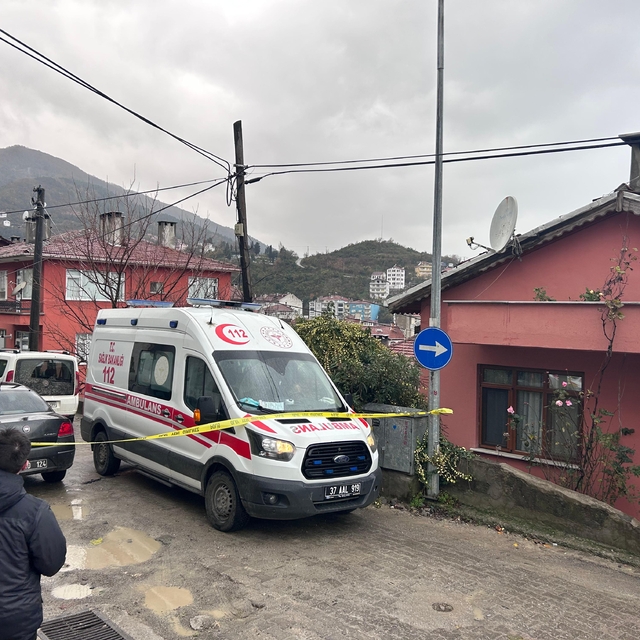 Orman muhafaza memuru evinde ölü bulundu