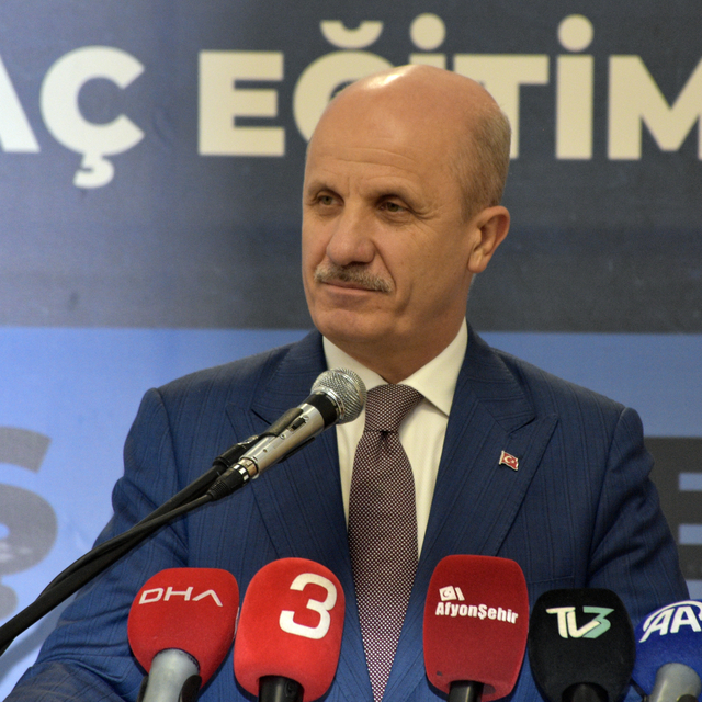 YÖK Başkanı Özvar, Afyonkarahisar'da açılış töreninde konuştu: