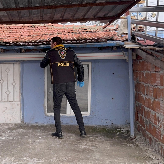 Çorlu'da polis ekipleri denetim yaptı