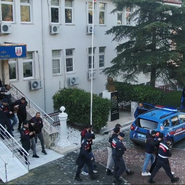 'Kasacılar' suç örgütüne operasyonda 7 tutuklama