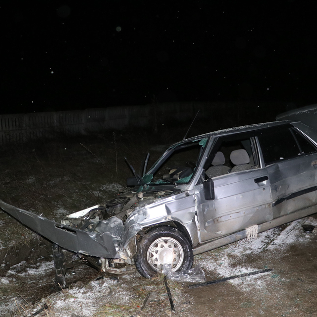 Samsun'da iki otomobil çarpıştı, 4 kişi yaralandı
