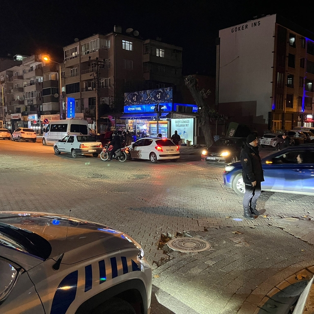 Balıkesir'deki huzur ve güven uygulamasında 9 şüpheli yakalandı