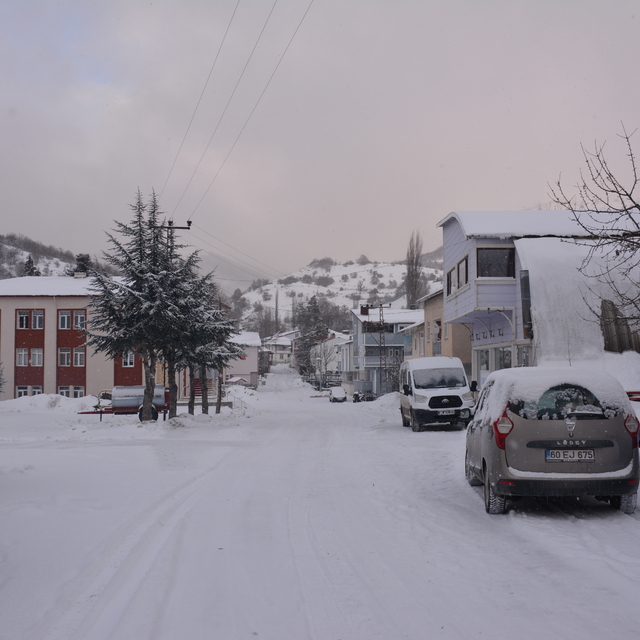 Başçiftlik'te kar yağışı etkili oldu