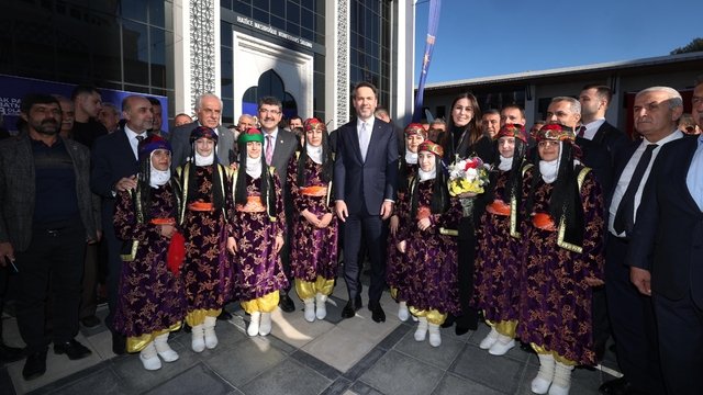 Bakan Bayraktar, AK Parti Batman İl Kongresi'nde konuştu: