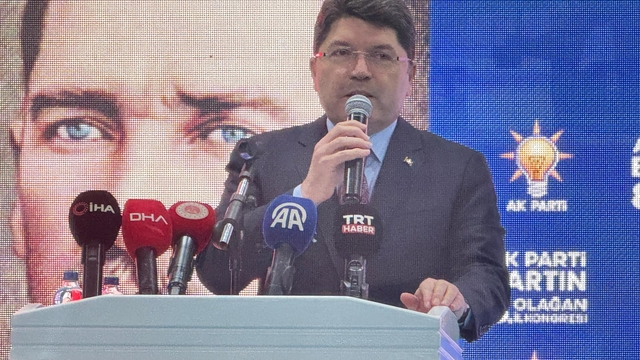 Bakan Tunç: Esad yurt dışına kaçmış, hala oturup masaya görüşmek lazım diyorlar