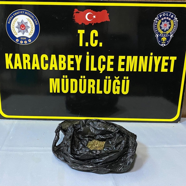 Bursa'da uyuşturucu operasyonunda yakalanan 7 zanlı tutuklandı