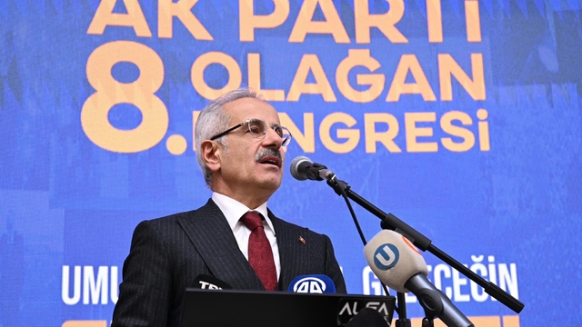 Bakan Uraloğlu, AK Parti Bayburt İl Kongresi'nde konuştu: