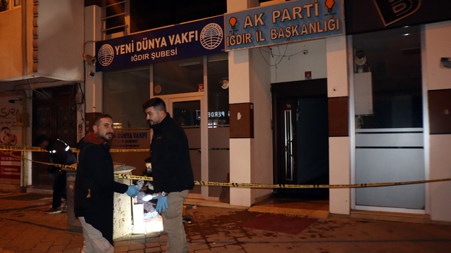 AK Parti Iğdır İl Başkanlığına molotofkokteyli ile saldırı