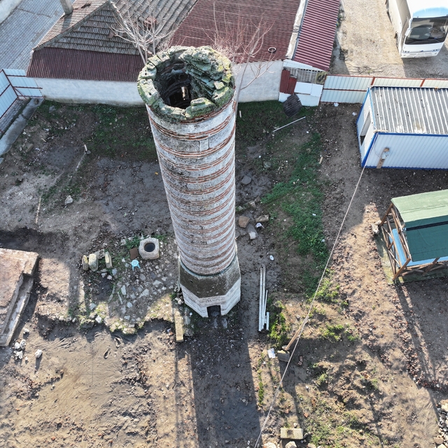 Edirne'de günümüze sadece minaresinin yarısı ulaşan Şeyh Şüceaddin Camisi r...