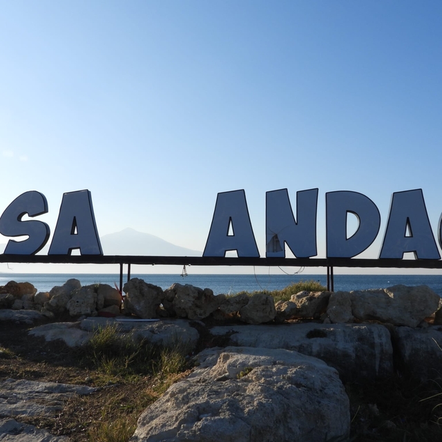 Samandağ'ın logosundaki kalp sembolü kırıldı