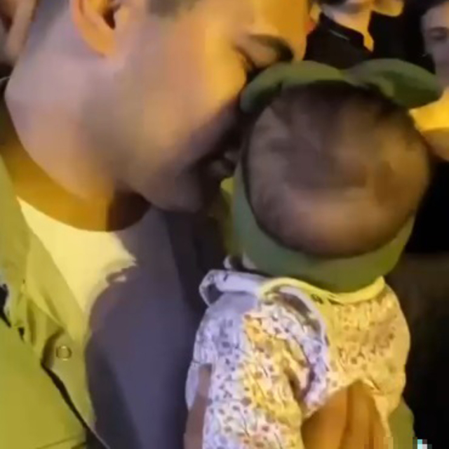 Şehit jandarma uzman çavuşun 8 aylık kızıyla dans ettiği görüntüleri ortaya...