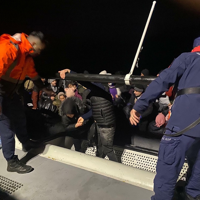Çanakkale'de 89 kaçak göçmen yakalandı
