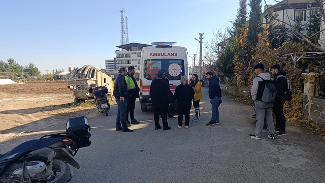 Adıyaman'da kamyonetle çarpışan motosiklet sürücüsü yaralandı