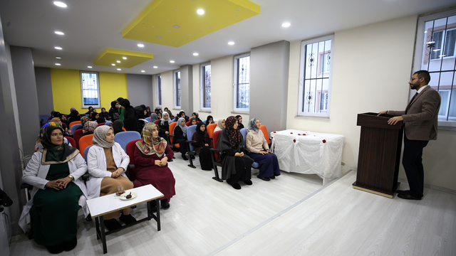 Muş'ta hafızlık eğitimi alan öğrencilere seminer verildi