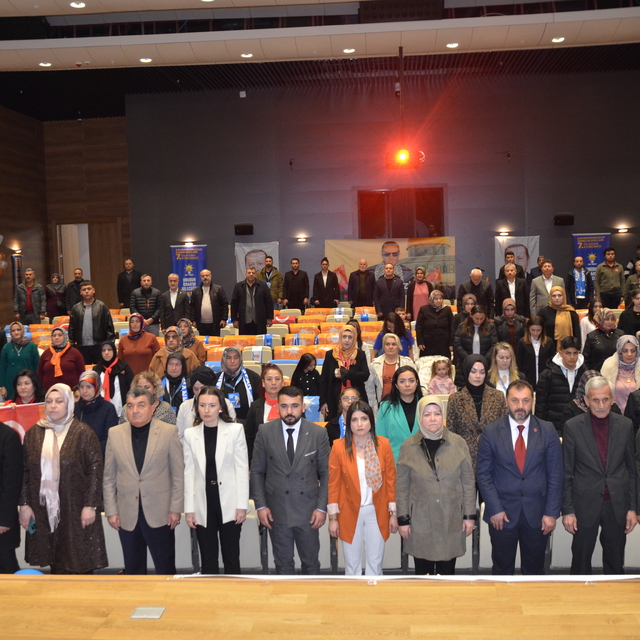 AK Parti Kahramankazan Kadın Kolları Kongresi yapıldı