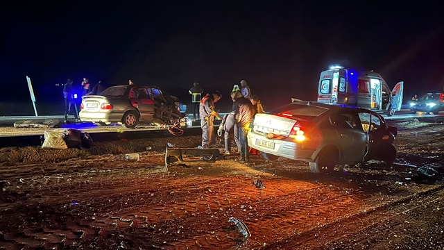 Kırıkkale'de iki otomobilin çarpıştığı kazada 1 kişi öldü, 6 kişi yaralandı