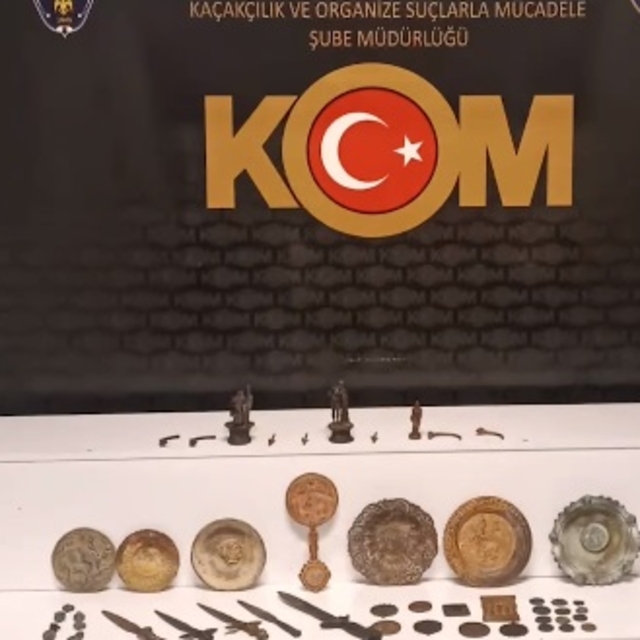 Kayseri'de tarihi eser kaçakçılığına 3 gözaltı