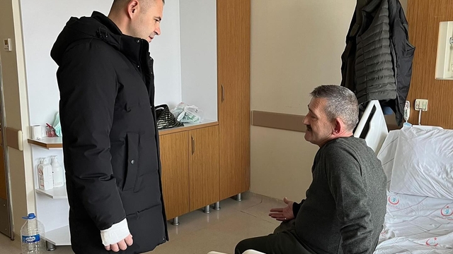 Kırklareli Belediye Başkanı Bulut, tedavi gören hastaları ziyaret etti