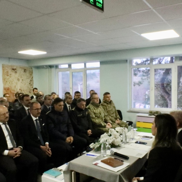 Kırklareli Valisi Turan, Kofçaz ilçesinde muhtarlarla bir araya geldi