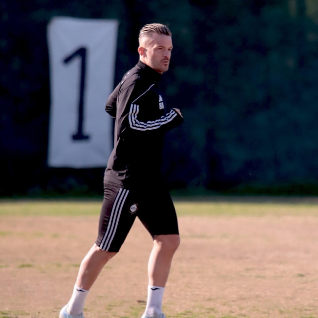 Altay'da Özgür takıma döndü